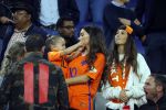 Amsterdam 6 mei 2018
Nederland-Peru 2-1 . Afscheidswedstrijd Wesley Sneijder . Zijn vrouw Yolanthe Sneijder Cabau en zoons Jessey en Xess Xava zijn natuurlijk aanwezig.