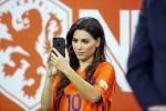 Amsterdam 6 mei 2018
Nederland-Peru 2-1 . Afscheidswedstrijd Wesley Sneijder . Zijn vrouw Yolanthe Sneijder Cabau en zoons Jessey en Xess Xava zijn natuurlijk aanwezig.
