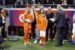 Amsterdam 6 mei 2018
Nederland-Peru 2-1 . Afscheidswedstrijd Wesley Sneijder . Zijn vrouw Yolanthe Sneijder Cabau en zoons Jessey en Xess Xava zijn natuurlijk aanwezig.