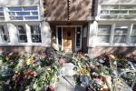 Amsterdam 20 september 2019
Bloemenzee bij het kantoor van advocaat Derk Wiersum die vermoord is voor zijn huis.