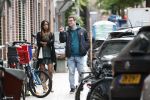 Amsterdam 7 augustus 2019
 Presentatrice Airen MylÃ¨ne en haar vriend oud-hockeyer Taeke Taekema samen in Amsterdam zuid . Airen is in verwachtring van hun tweede kindje
