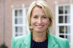 Amsterdam 10 september 2019
Presentatie celebaabs in hotel the Grand met oa Anouk Smulders Frits Sissing Dennis v d Geest Dennis Weening Dominique v Hulst ( zangeres Do) en  Irene moors . Celebabs is een idee van Tim Ouborg en Jeroen v d Boom