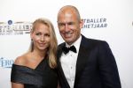 Hilversum 2 september 2019
Voetbalgala bij studio 21 .Arjen Robben met zijn vrouw Bernadien
