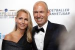 Hilversum 2 september 2019
Voetbalgala bij studio 21 .Arjen Robben met zijn vrouw Bernadien