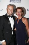 Hilversum 2 september 2019
Voetbalgala bij studio 21 . Bjorn Kuipers kwam met zijn vrouw