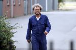 Arnemuiden 5 september 2019
Boer Bastiaan met zijn hond bij zijn boerderij/huis.