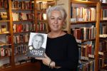 Amsterdam 27 september 2019
Boekpresentatie van Koos Alberts geschreven door zijn dochter Christa Krommenhoek. Presentatie is bij Scheltema.