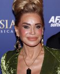 Scheveningen 22 september 2019
Premiere Anastasia in het afas Circustheater.
Connie Witteman met sieraden maker