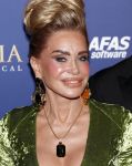Scheveningen 22 september 2019
Premiere Anastasia in het afas Circustheater.
Connie Witteman met sieraden maker