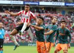 Eindhoven,22 September 2019 Kompetitiewedstrijd PSV-AJAX, eindstand 1-1Donyell Malen en Lisandro Martinez