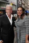 Amsterdam 11 augustus 2019
Premiere Downtown Abbey in pathe Tuschinski.
Dries Roelvink en zijn vrouw Honoria