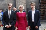 Den Haag 17 september 2019
Prinsjesdag 2019 op het binnenhof.
Eric Wiebes, minister van Economische Zaken en Klimaat arriveert samen met zijn partner en zoon