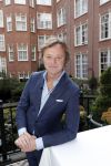 Amsterdam 10 september 2019
Presentatie celebaabs in hotel the Grand met oa Anouk Smulders Frits Sissing Dennis v d Geest Dennis Weening Dominique v Hulst ( zangeres Do) en  Irene moors . Celebabs is een idee van Tim Ouborg en Jeroen v d Boom