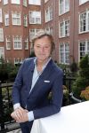 Amsterdam 10 september 2019
Presentatie celebaabs in hotel the Grand met oa Anouk Smulders Frits Sissing Dennis v d Geest Dennis Weening Dominique v Hulst ( zangeres Do) en  Irene moors . Celebabs is een idee van Tim Ouborg en Jeroen v d Boom