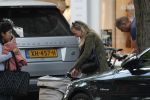 Amsterdam 12 september 2019
Gigi Ravelli met kindje en aupair op de cornelis schuytstraat.