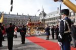 Den Haag 17 september 2019
Prinsjesdag 2019. Koning Willem Alexander Koningin Maxima Prins Constantijn en Prinses Laurentien arriveren met koets op binnenhof en bij paleis Noordeinde. Gouden koets