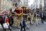 Den Haag 17 september 2019
Prinsjesdag 2019. Koning Willem Alexander Koningin Maxima Prins Constantijn en Prinses Laurentien arriveren met  gouden koets op binnenhof en bij paleis Noordeinde.