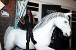 Amsterdam 21 september 2019
Trouwfeest Martijn en Deborah Krabbe bij Akhnaton . Grace Jones look a like