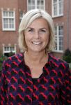 Amsterdam 10 september 2019
Presentatie celebaabs in hotel the Grand met oa Anouk Smulders Frits Sissing Dennis v d Geest Dennis Weening Dominique v Hulst ( zangeres Do) en  Irene moors . Celebabs is een idee van Tim Ouborg en Jeroen v d Boom