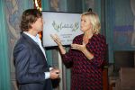 Amsterdam 10 september 2019
Presentatie celebaabs in hotel the Grand met oa Anouk Smulders Frits Sissing Dennis v d Geest Dennis Weening Dominique v Hulst ( zangeres Do) en  Irene moors . Celebabs is een idee van Tim Ouborg en Jeroen v d Boom