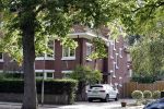 Den Haag 14 september 2019
Jack de Vries zijn nieuwe vriendin Emily Maas trekt bij hem in . Vandaag bracht ze haar spullen naar Jack zijn huis.