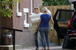 Den Haag 14 september 2019
Jack de Vries zijn nieuwe vriendin Emily Maas trekt bij hem in . Vandaag bracht ze haar spullen naar Jack zijn huis.