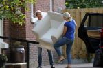 Den Haag 14 september 2019
Jack de Vries zijn nieuwe vriendin Emily Maas trekt bij hem in . Vandaag bracht ze haar spullen naar Jack zijn huis.