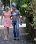 Den Haag 14 september 2019
Jack de Vries zijn nieuwe vriendin Emily Maas trekt bij hem in . Vandaag bracht ze haar spullen naar Jack zijn huis.