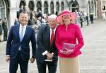 Den Haag 17 september 2019
Prinsjesdag 2019 op het binnenhof.
Burgermeester Pauline Krikke arriveert samen met Jan van Zanen, burgemeester van Utrecht