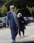 19 September 2019 bij trouwfeest Martij Krabbe
Jeroen Krabbe met zijn vrouw