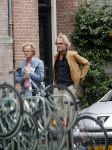 Amsterdam 7 september 2019
Jeroen Pauw met zijn vriendin en vrienden in Amsterdam zuid.