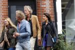 Amsterdam 7 september 2019
Jeroen Pauw met zijn vriendin en vrienden in Amsterdam zuid.