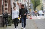 Amsterdam 23 september 2019
Jeroen v d Boom met zijn zoon Luuk in Amsterdam zuid.