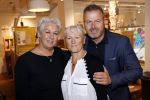 Amsterdam 27 september 2019
Boekpresentatie van Koos Alberts geschreven door zijn dochter Christa Krommenhoek. Presentatie is bij Scheltema. Joke Alberts met zoon Dave en dochter Christa