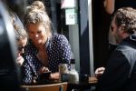 Amsterdam 7 september 2019
Judith Wiersema op terras.
