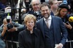 Den Haag 17 september 2019
Prinsjesdag 2019 op het binnenhof.
Klaas Dijkhoff met zijn moeder
