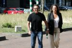 Rotterdam 2 september 2019
Marco Borsato en Leontine Borsato hand in hand.
