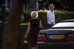Breukelen 26 augustus 2019
Mariska v Kolck staat met haar buurman te kletsen.