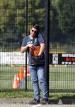 de Meern 31 augustus 2019
Martijn Krabbe bellend bij voetbal van zijn dochter Michelle.
