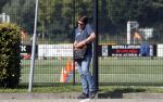 de Meern 31 augustus 2019
Martijn Krabbe bellend bij voetbal van zijn dochter Michelle.