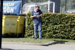 de Meern 31 augustus 2019
Martijn Krabbe bellend bij voetbal van zijn dochter Michelle.