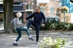 Amsterdam 19 september 2019
Mustapha Nakhli  voetbalt met kinderen op stfraat in Amsterdam zuid.