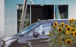 Amsterdam Schiphol 3 september 2019
Prins Harry wordt door busje opgehaald bij Soho house en naar de vip van schiphol gebracht . Nederlandse beveiligers begeleiden hem.