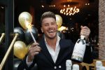 Amsterdam 9 september 2019
Robin ex on the beach wordt 25 jaar.