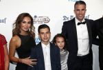 Hilversum 2 september 2019
Voetbalgala bij studio 21 . Robin v Persie kwam met zijn vrouw Bouchra kinderen en zijn manager Kees Vos en zijn vrouw