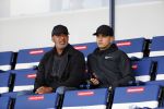 Katwijk 10 september 2019
Ruud Gullit Joelle Gullit Estelle Cruijff , haar moeder, Nigel ( stiefzoon Ruud) en de vriendin van Maxim Gullit zitten op de tribune bij de eerste interland van Maxim tegen Portugal. Nederland Portugal 4-0
