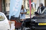Amsterdam 23 augustus 2019
Ruud de Wild arriveert op zijn motor bij het huis van Olcay Gulsen . Daarna gaan ze met Olcay haar auto naar een fietsenwinkel.
