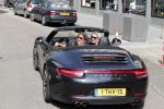 Amsterdam 26 augustus 2019
Sonja Bakker en haar vriend Barry v Suijdam in een porsche 911 cabrio in Amsterdam zuid