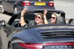 Amsterdam 26 augustus 2019
Sonja Bakker en haar vriend Barry v Suijdam in een porsche 911 cabrio in Amsterdam zuid