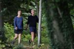 Breukelen 6 september 2019
Sybrand Niessen aan het wandelen met zijn vrouw